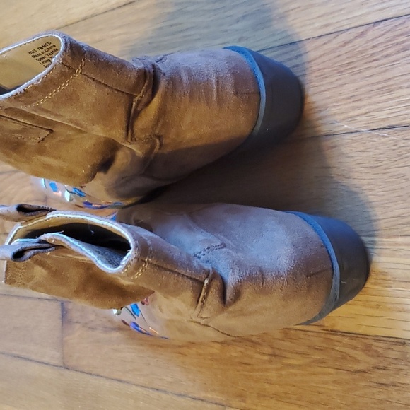 Mudd womens Cheyenne floral‎  embroidered western boho boots sz 7.5 - Picture 6 of 7